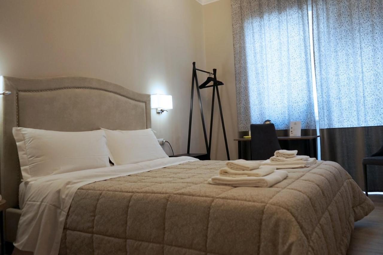 Re Di Smirne By Apulia Accommodation Барі Екстер'єр фото
