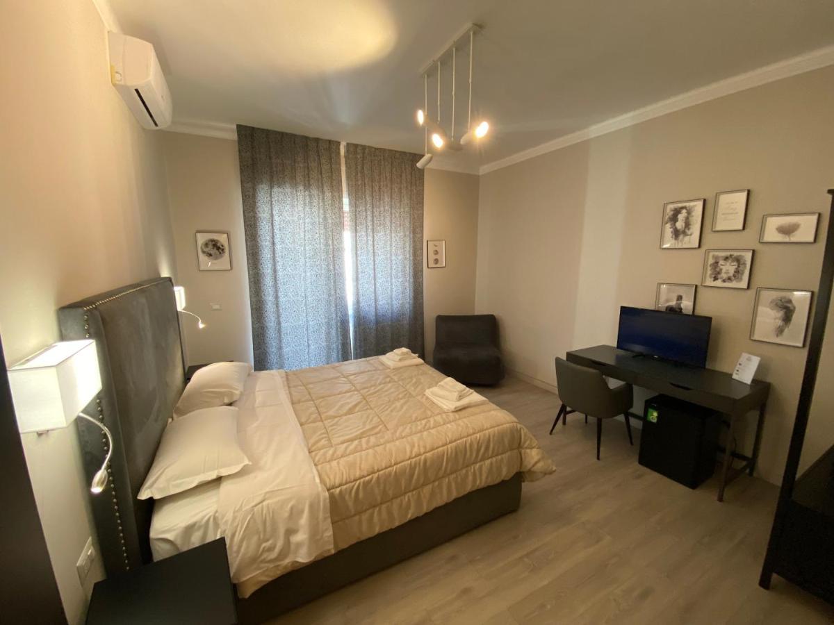 Re Di Smirne By Apulia Accommodation Барі Екстер'єр фото